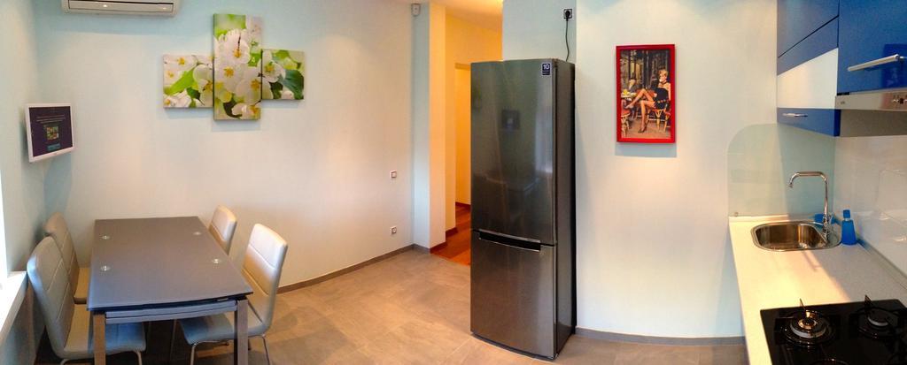 Apartment Mihailovskaya Kijev Kültér fotó