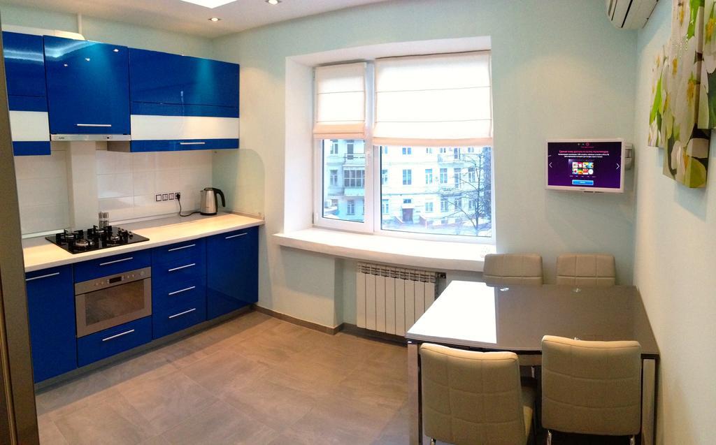 Apartment Mihailovskaya Kijev Szoba fotó