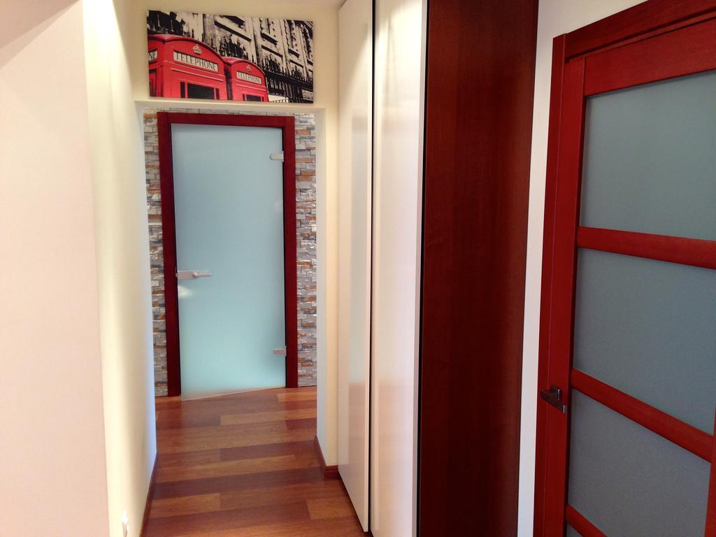 Apartment Mihailovskaya Kijev Szoba fotó